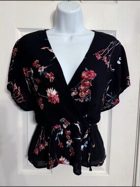 Wild Jasmine Black Floral Wrap Peplum Top M